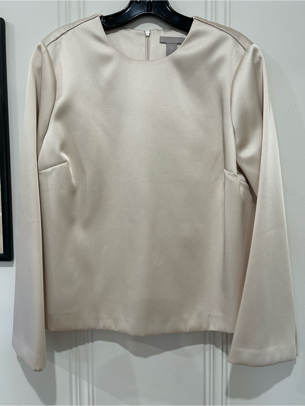 H&M Cream Long-Sleeve Blouse